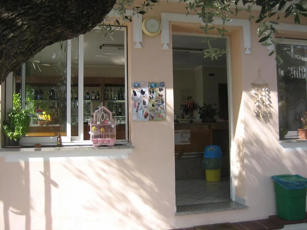 Lägenhetshotell Residence Hotel Edy Imperia
